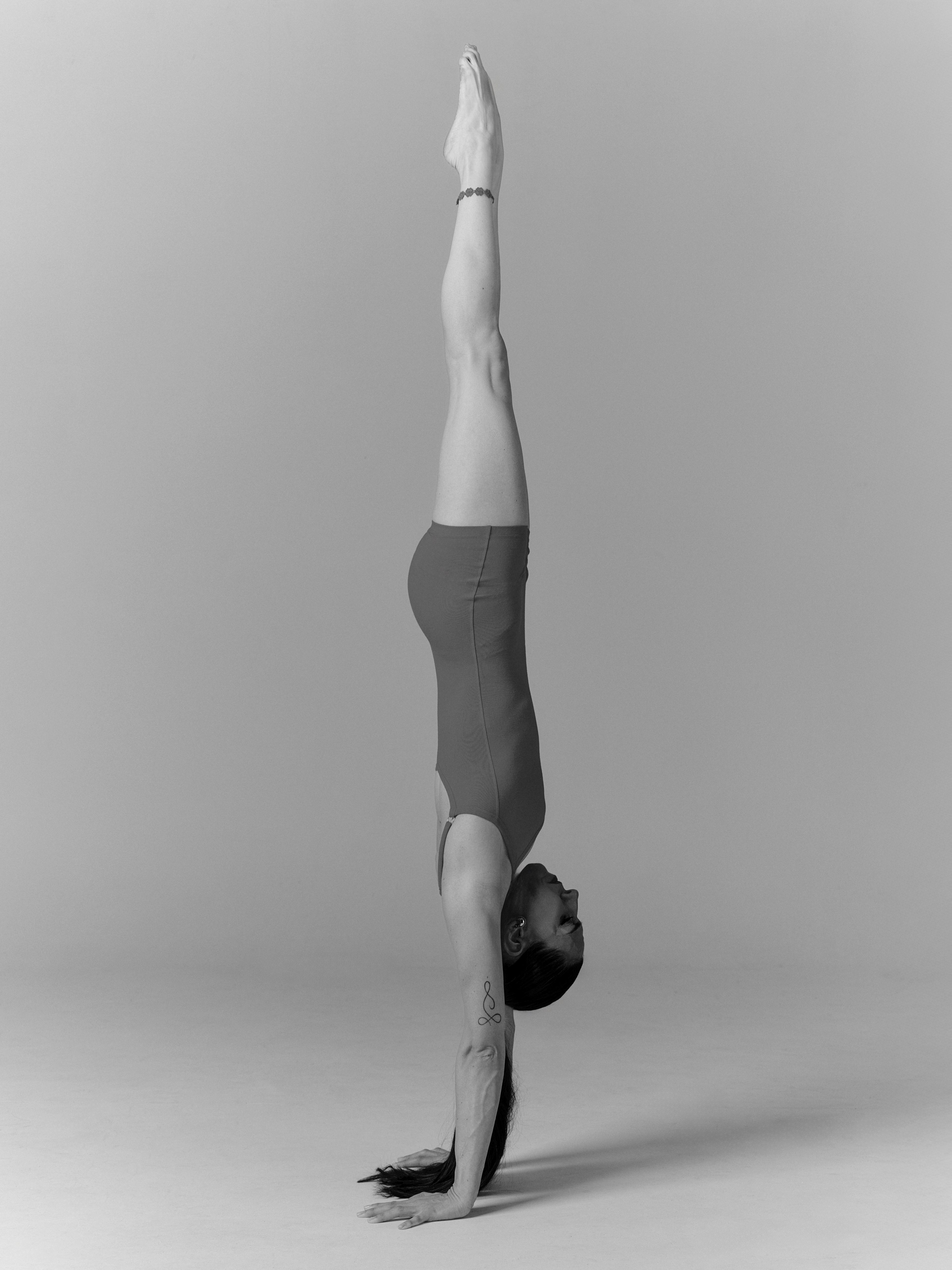 Martina in verticale, equilibrio avanzato